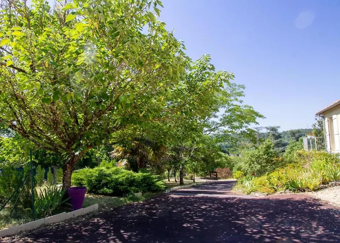 Holiday home Les3metisses Au Bugue